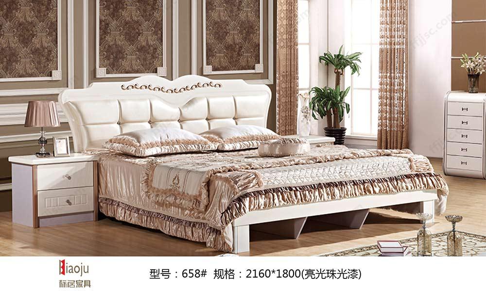 现代风格亮光珠光漆床头软包板式雕花1.8米布艺床 658#